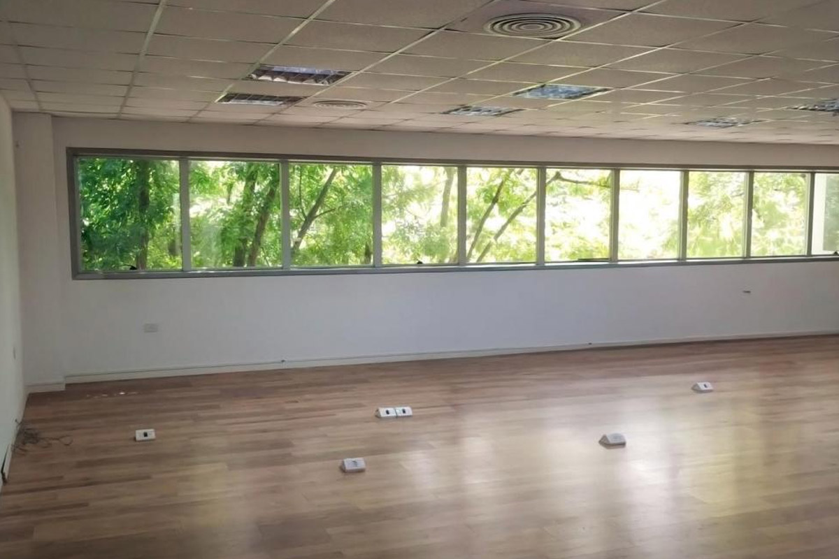venta oficina Lomas de San Isidro planta libre